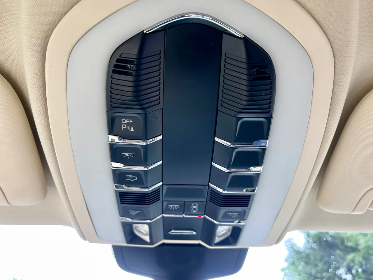 Porsche Panamera Hatchback, Petrol Plug-in Hybrid, 2015, Blue