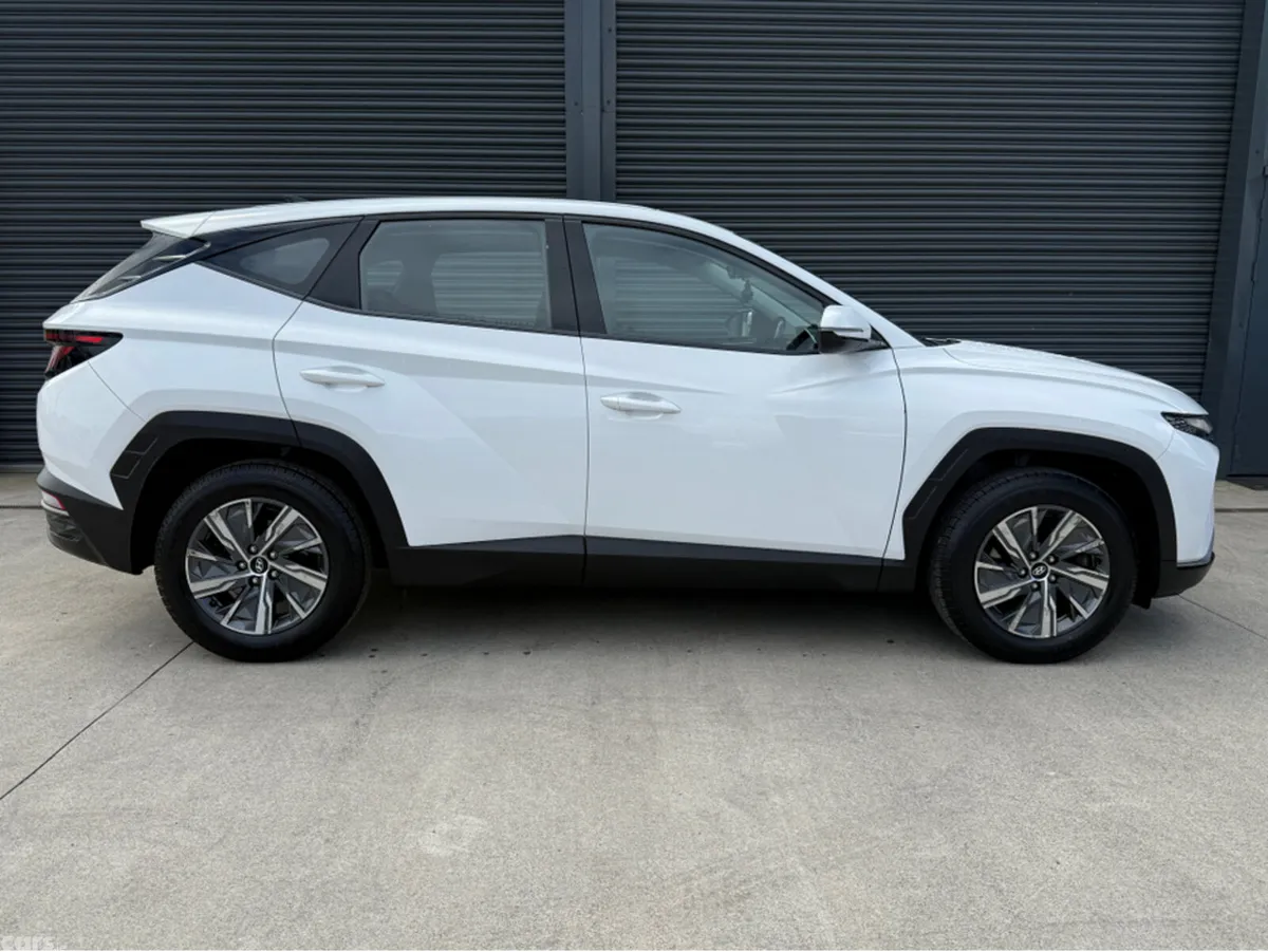 Hyundai Tucson MPV, Diesel, 2022, White