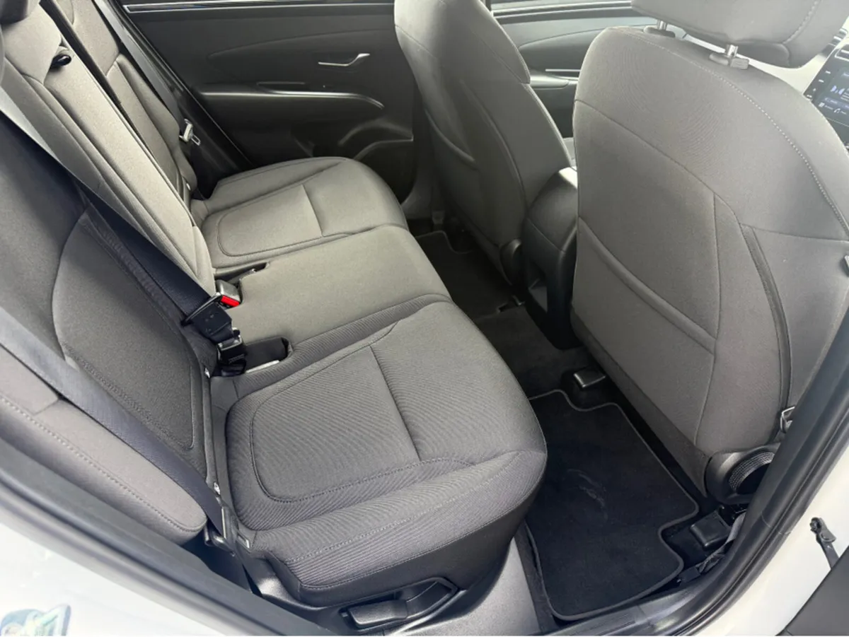 Hyundai Tucson MPV, Diesel, 2022, White