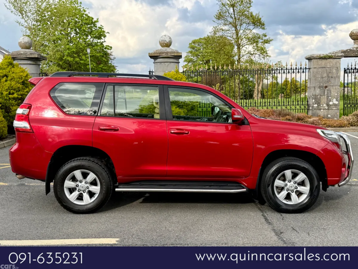 Toyota Land Cruiser SUV, Diesel, 2017, Red