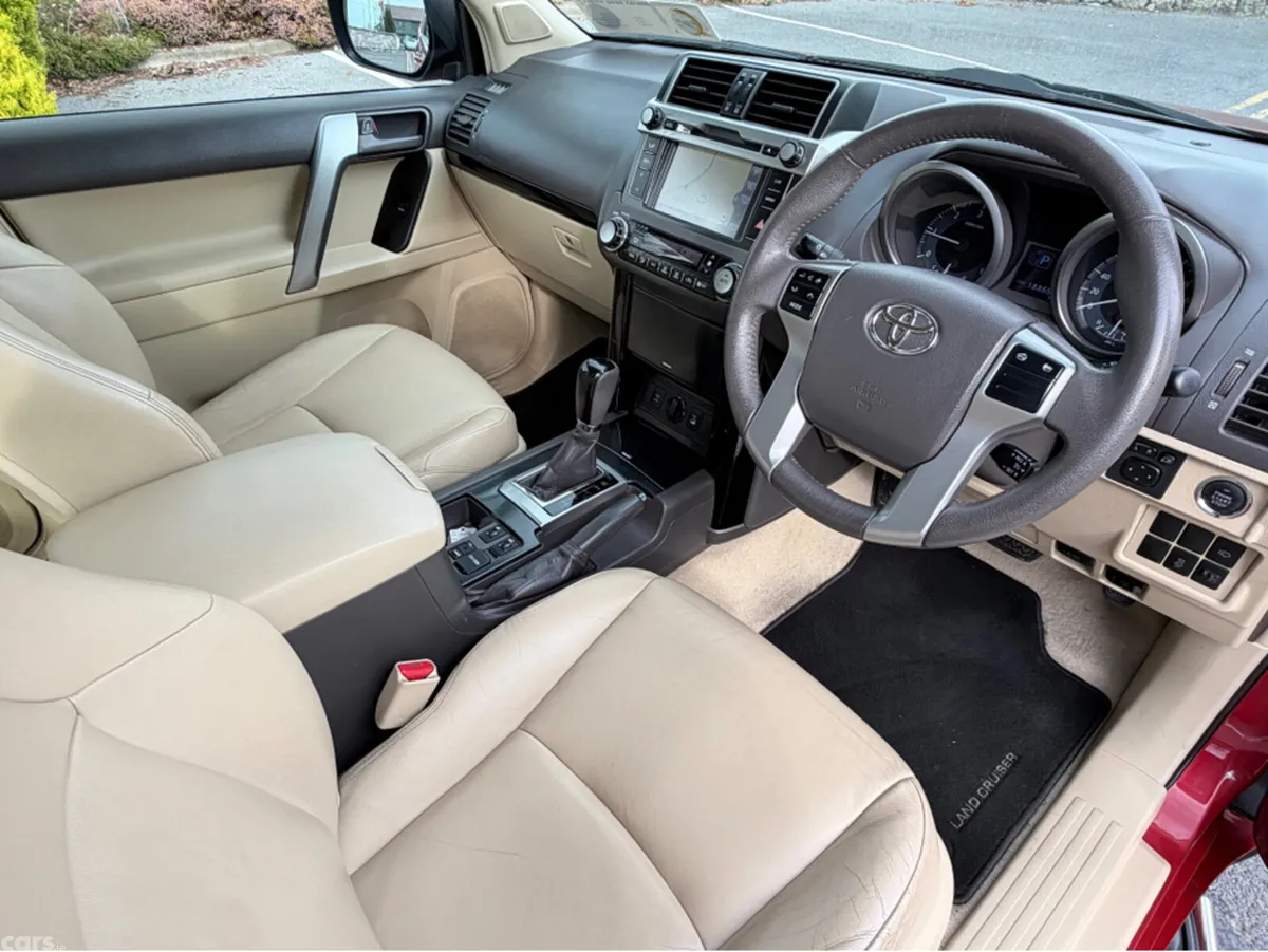 Toyota Land Cruiser SUV, Diesel, 2017, Red