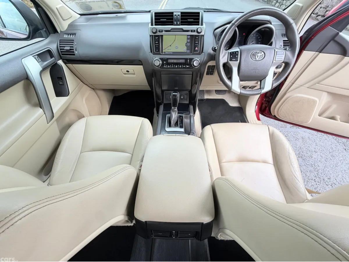 Toyota Land Cruiser SUV, Diesel, 2017, Red