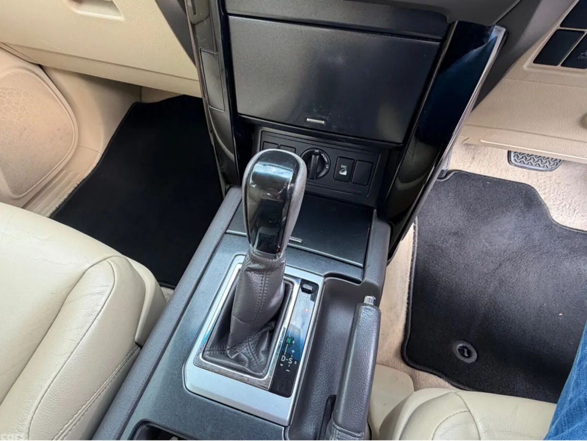 Toyota Land Cruiser SUV, Diesel, 2017, Red