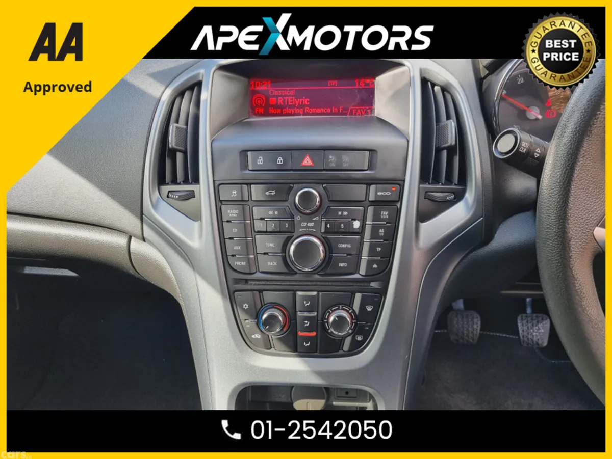 Opel Astra Saloon, Diesel, 2013, Blue