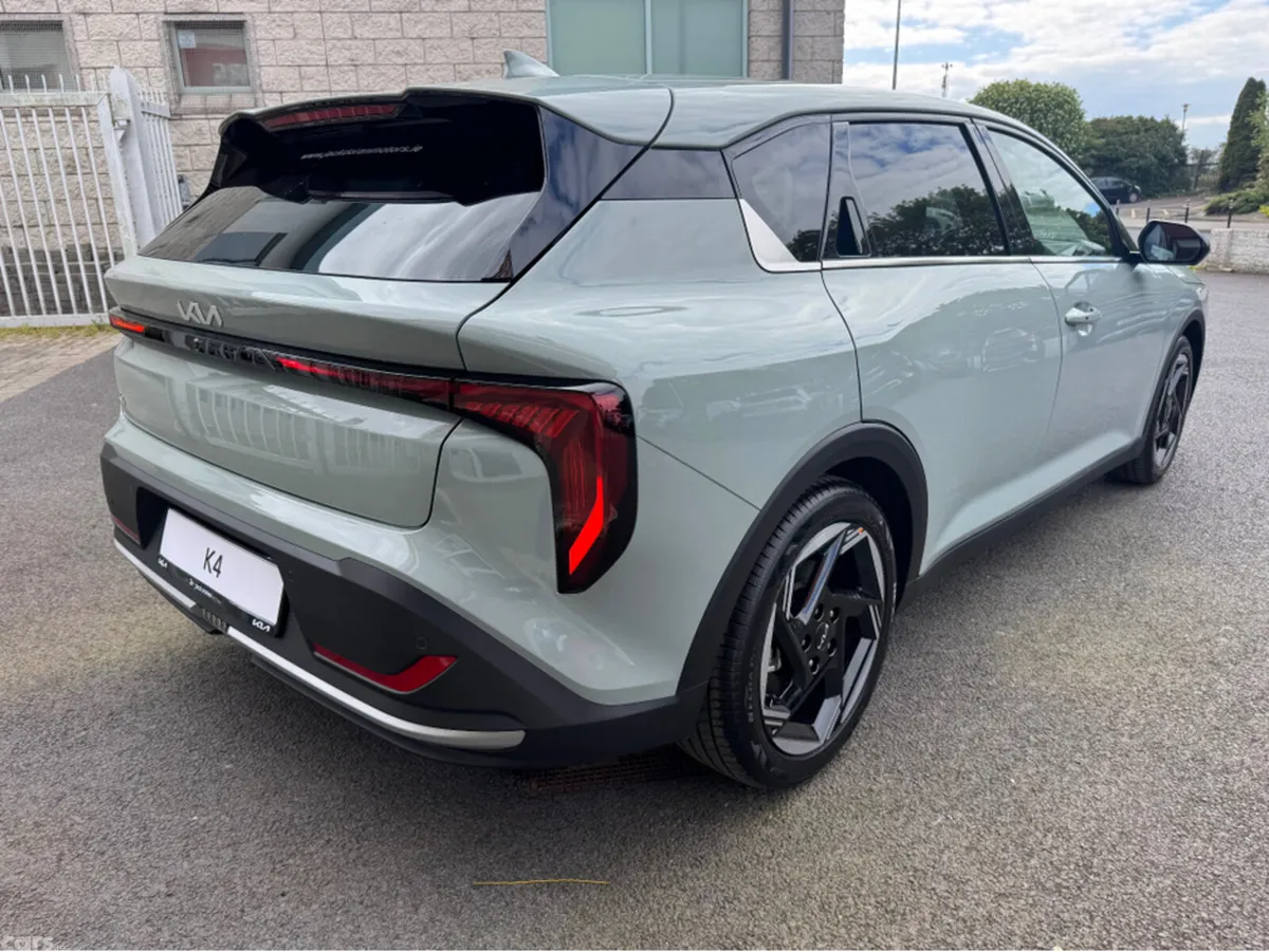 Kia K4 Hatchback, Petrol, 2027, Green