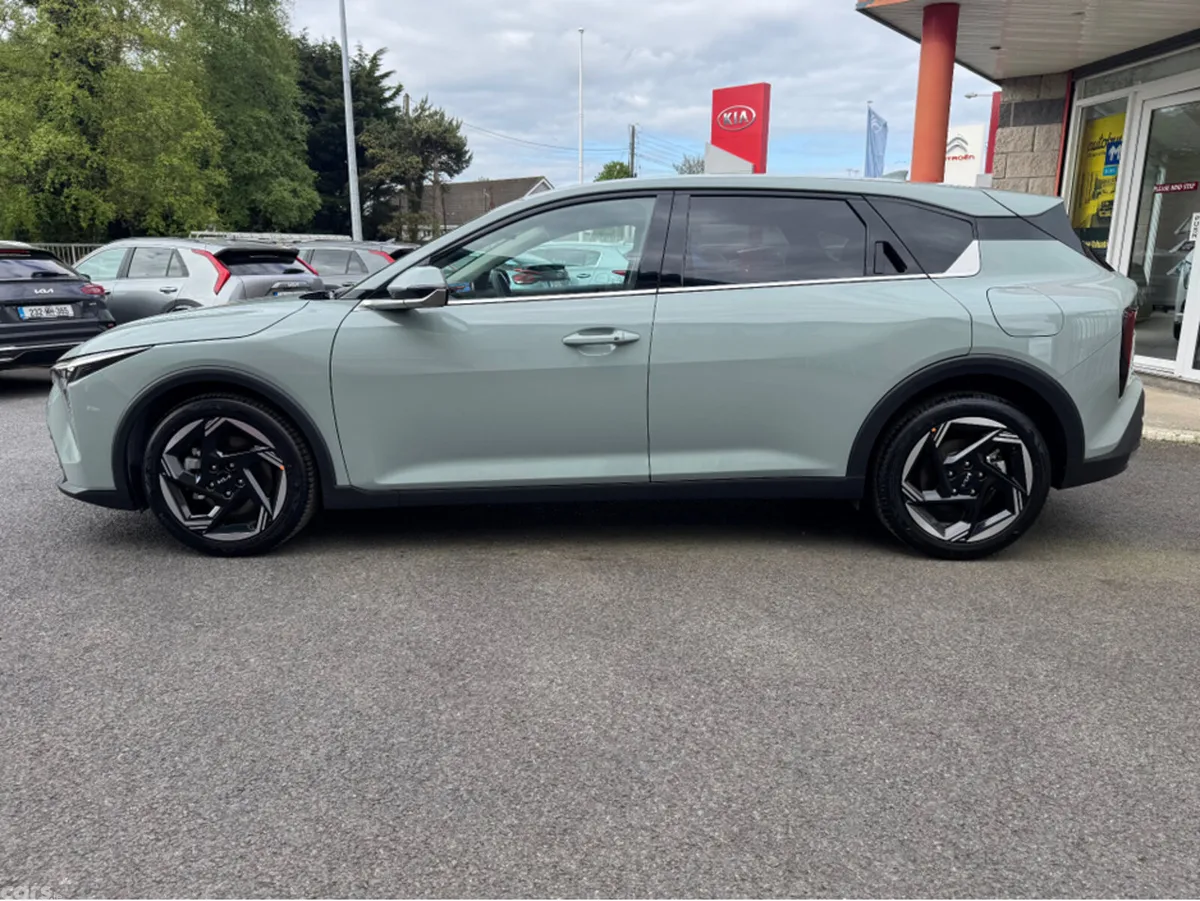 Kia K4 Hatchback, Petrol, 2027, Green