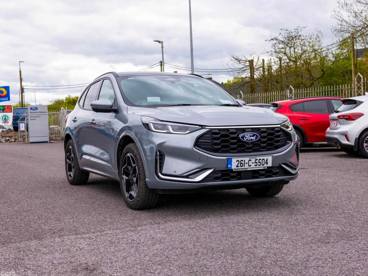 Ford Kuga SUV, Petrol Plug-in Hybrid, 2026, Grey