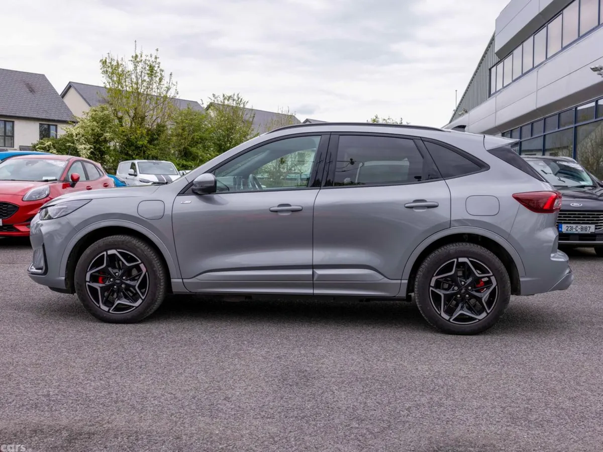 Ford Kuga SUV, Petrol Plug-in Hybrid, 2026, Grey