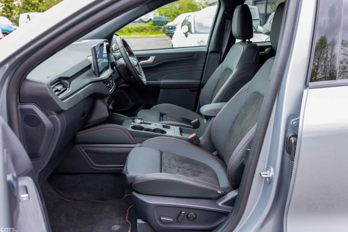 Ford Kuga SUV, Petrol Plug-in Hybrid, 2026, Grey