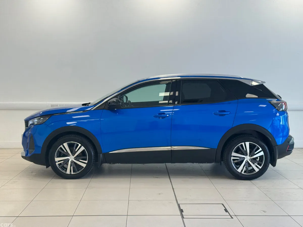 Peugeot 3008 MPV, Diesel, 2022, Blue