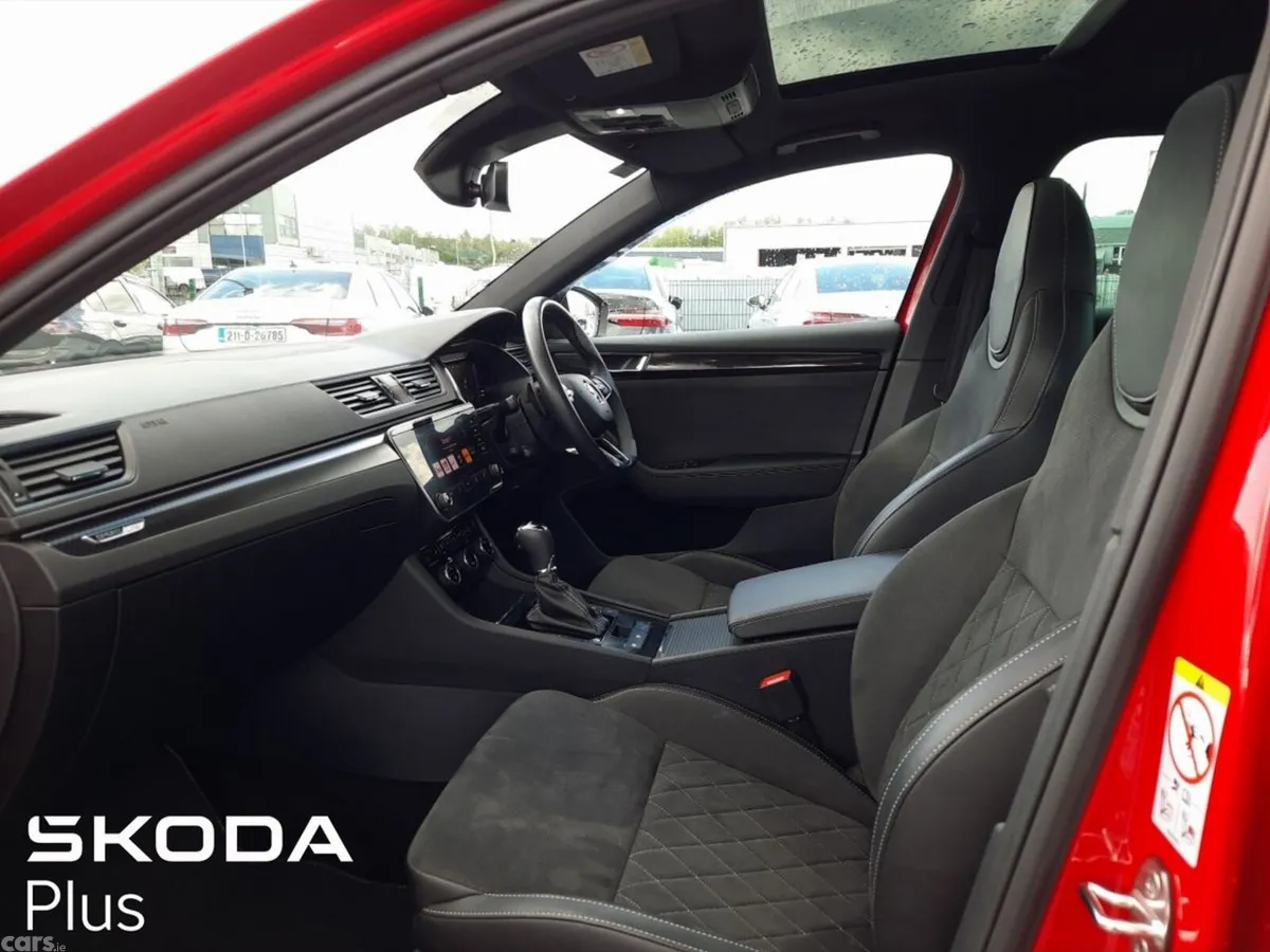 Skoda Superb Saloon, Diesel, 2024, Red