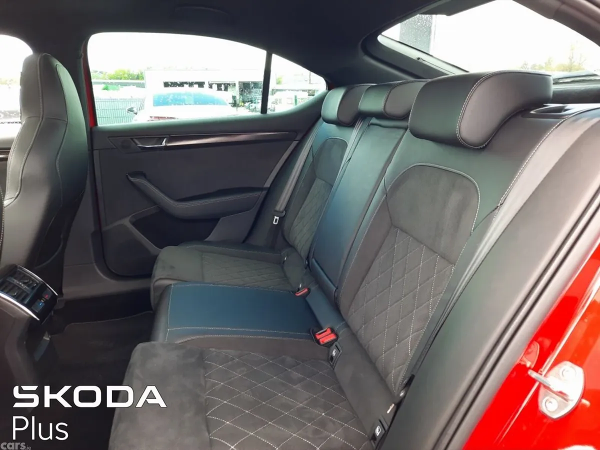 Skoda Superb Saloon, Diesel, 2024, Red