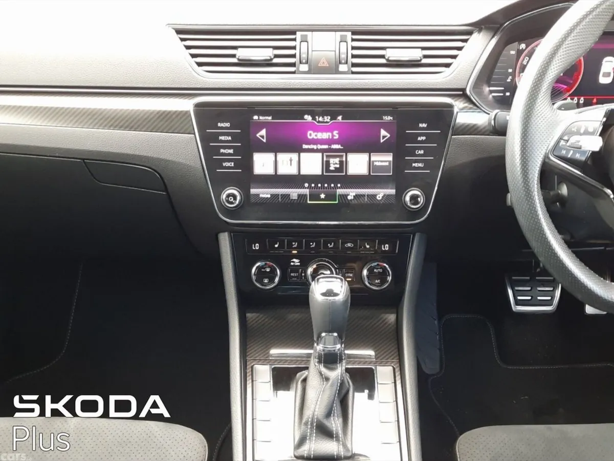 Skoda Superb Saloon, Diesel, 2024, Red