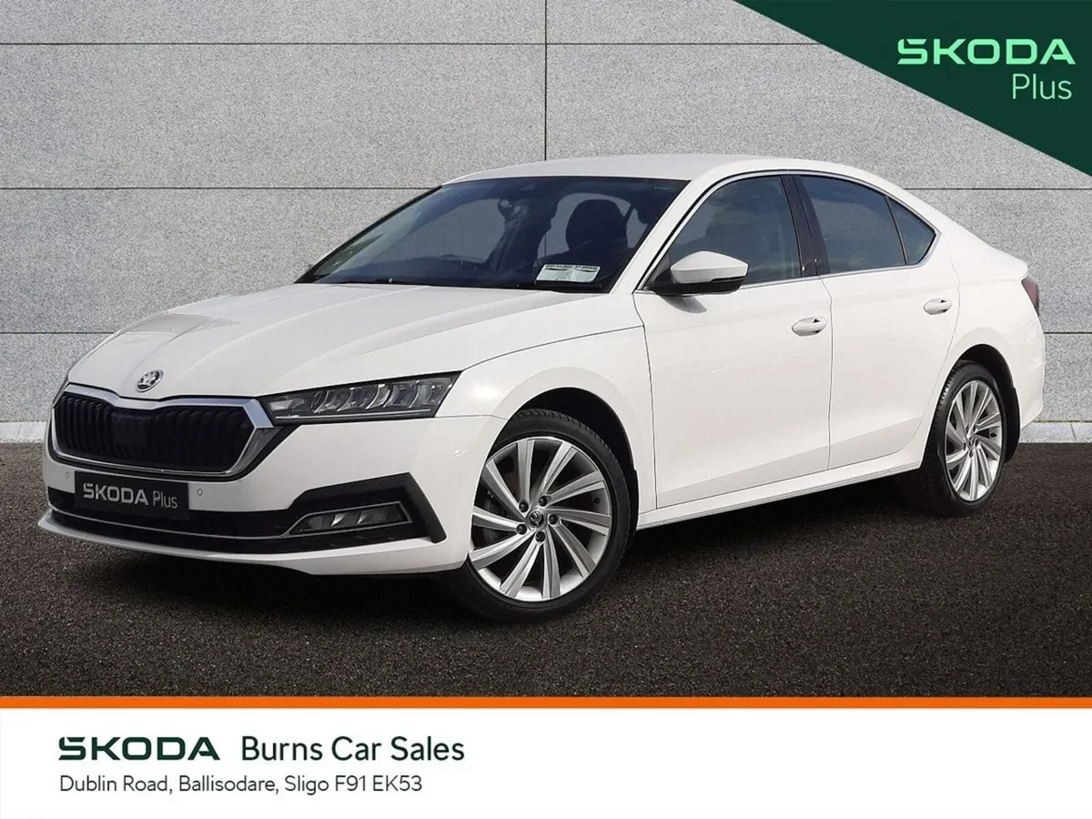Skoda Octavia Saloon, Diesel, 2024, White