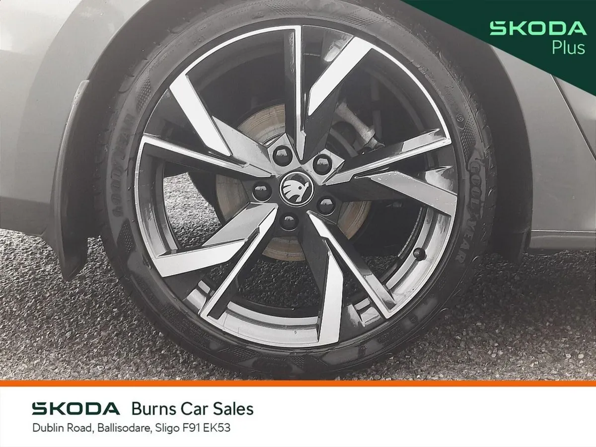 Skoda Octavia Saloon, Diesel, 2026, Grey