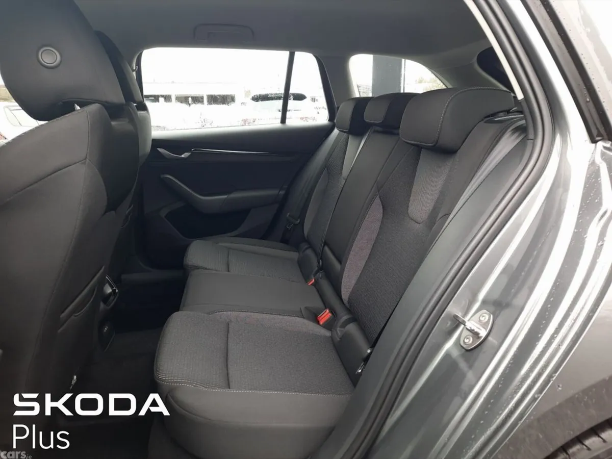 Skoda Octavia Estate, Diesel, 2026, Grey