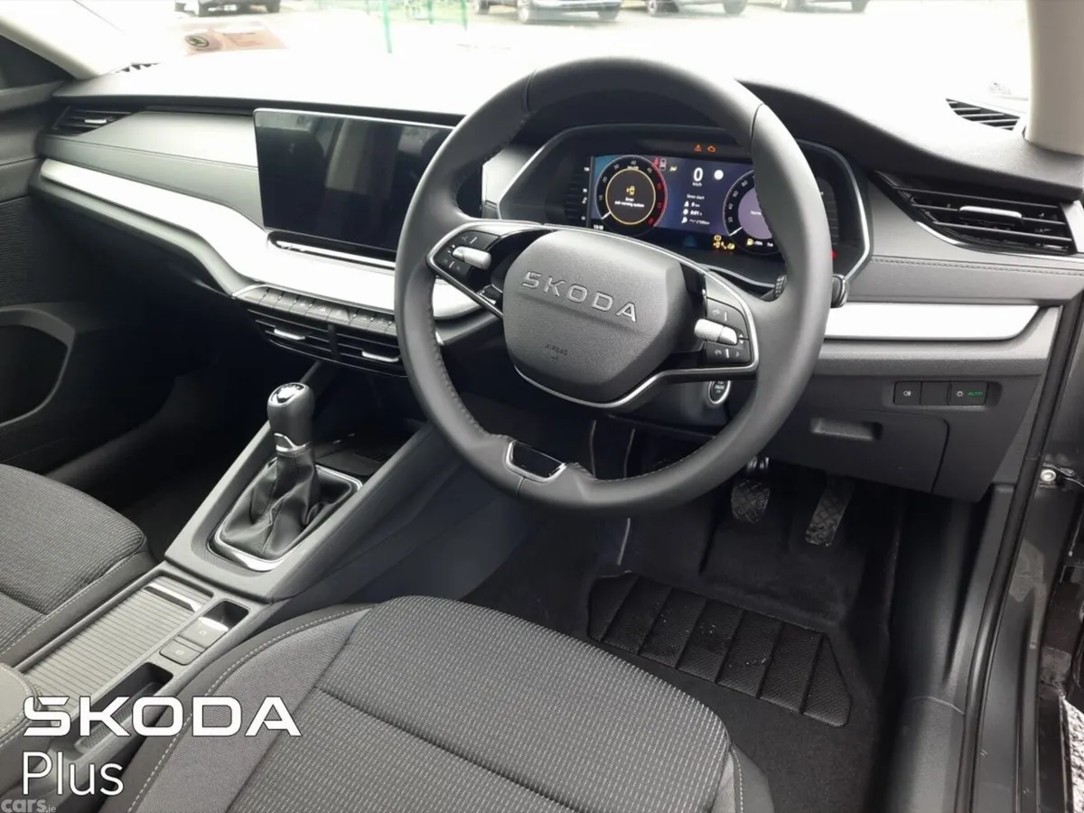 Skoda Octavia Estate, Diesel, 2026, Grey
