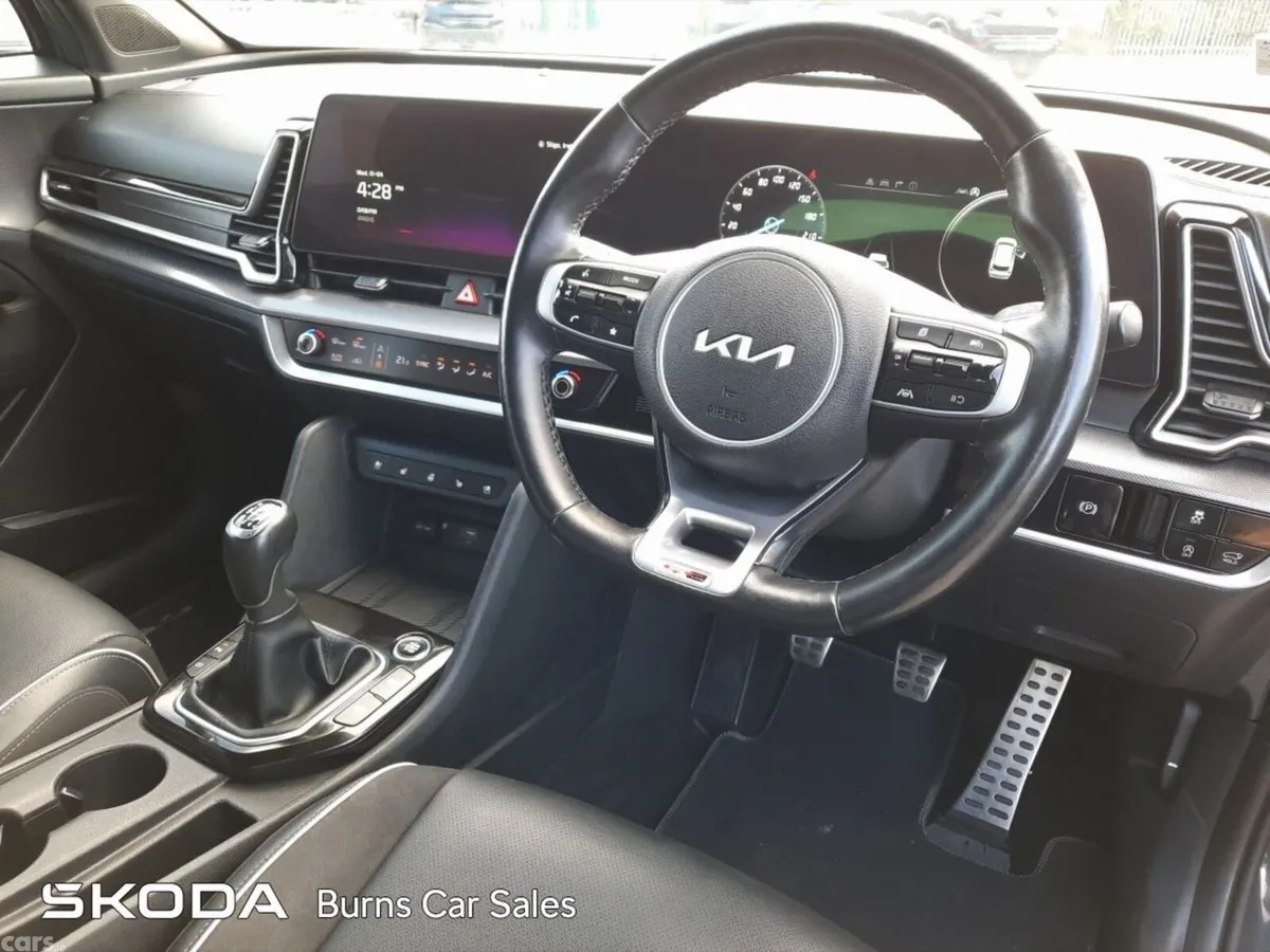 Kia Sportage SUV, Diesel Hybrid, 2023, Grey