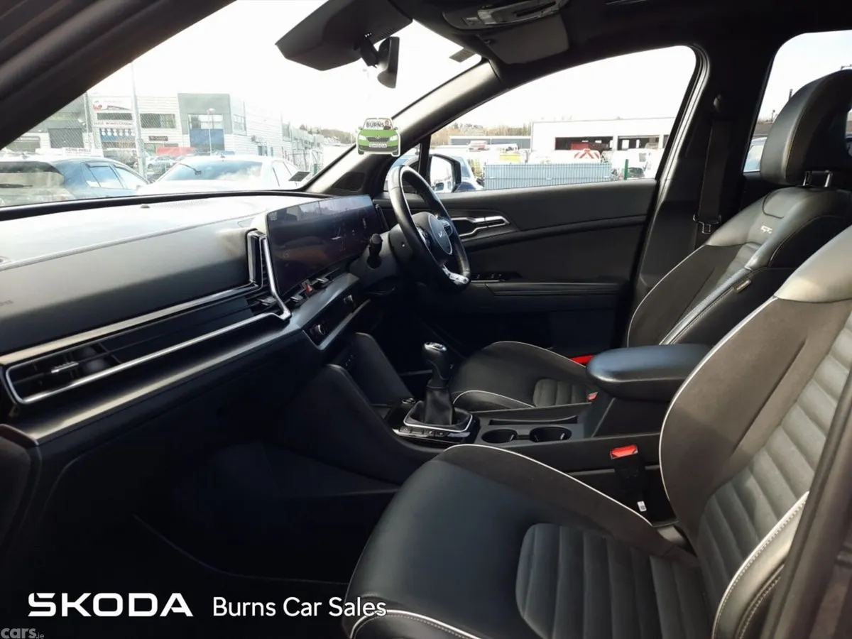 Kia Sportage SUV, Diesel Hybrid, 2023, Grey