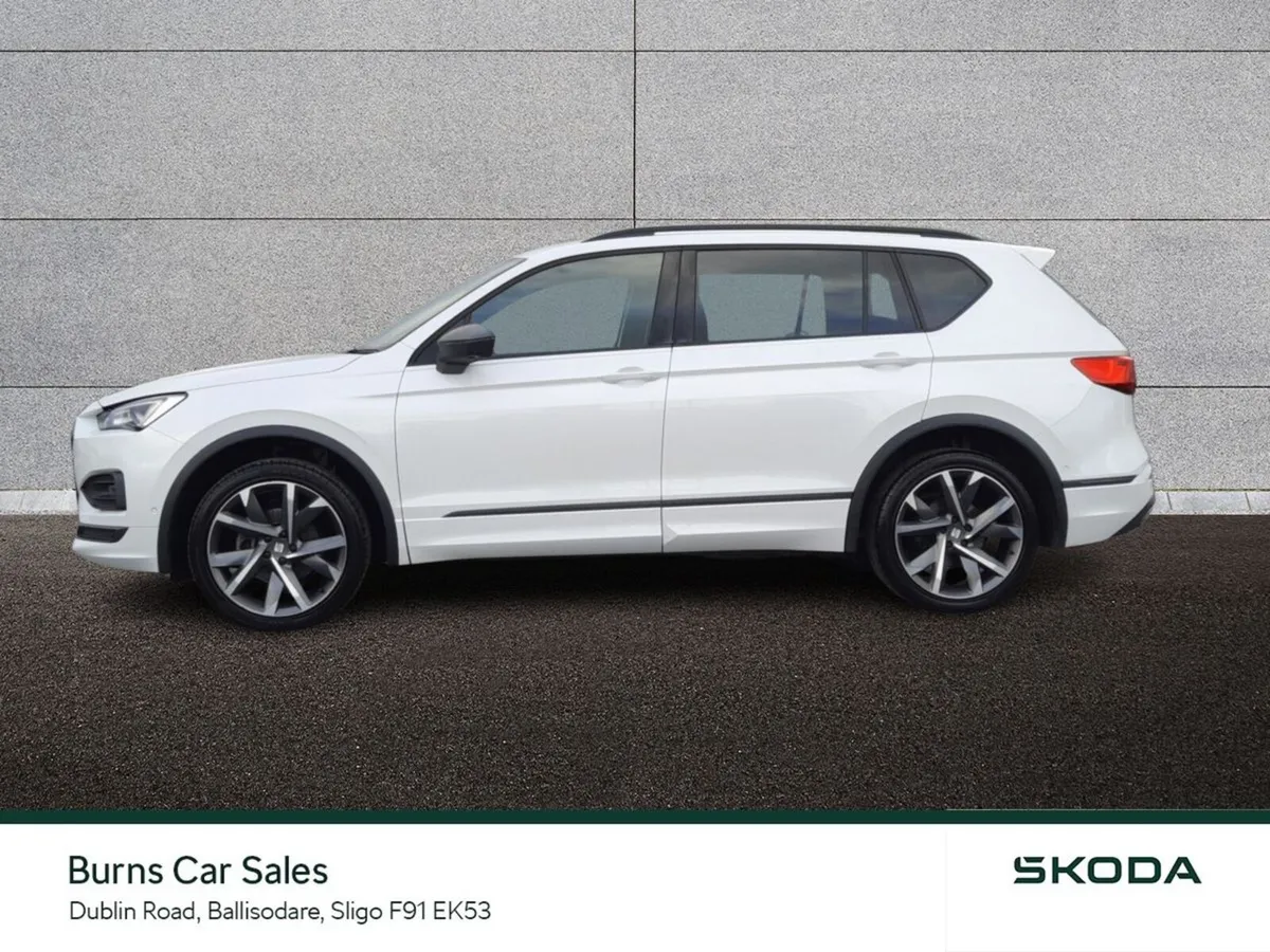 SEAT Tarraco Estate, Diesel, 2023, White
