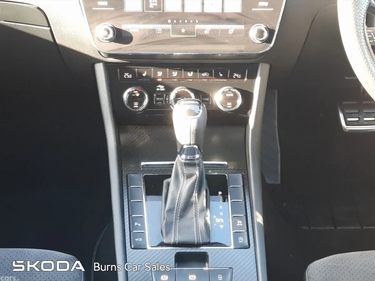 Skoda Superb Saloon, Diesel, 2022, Grey