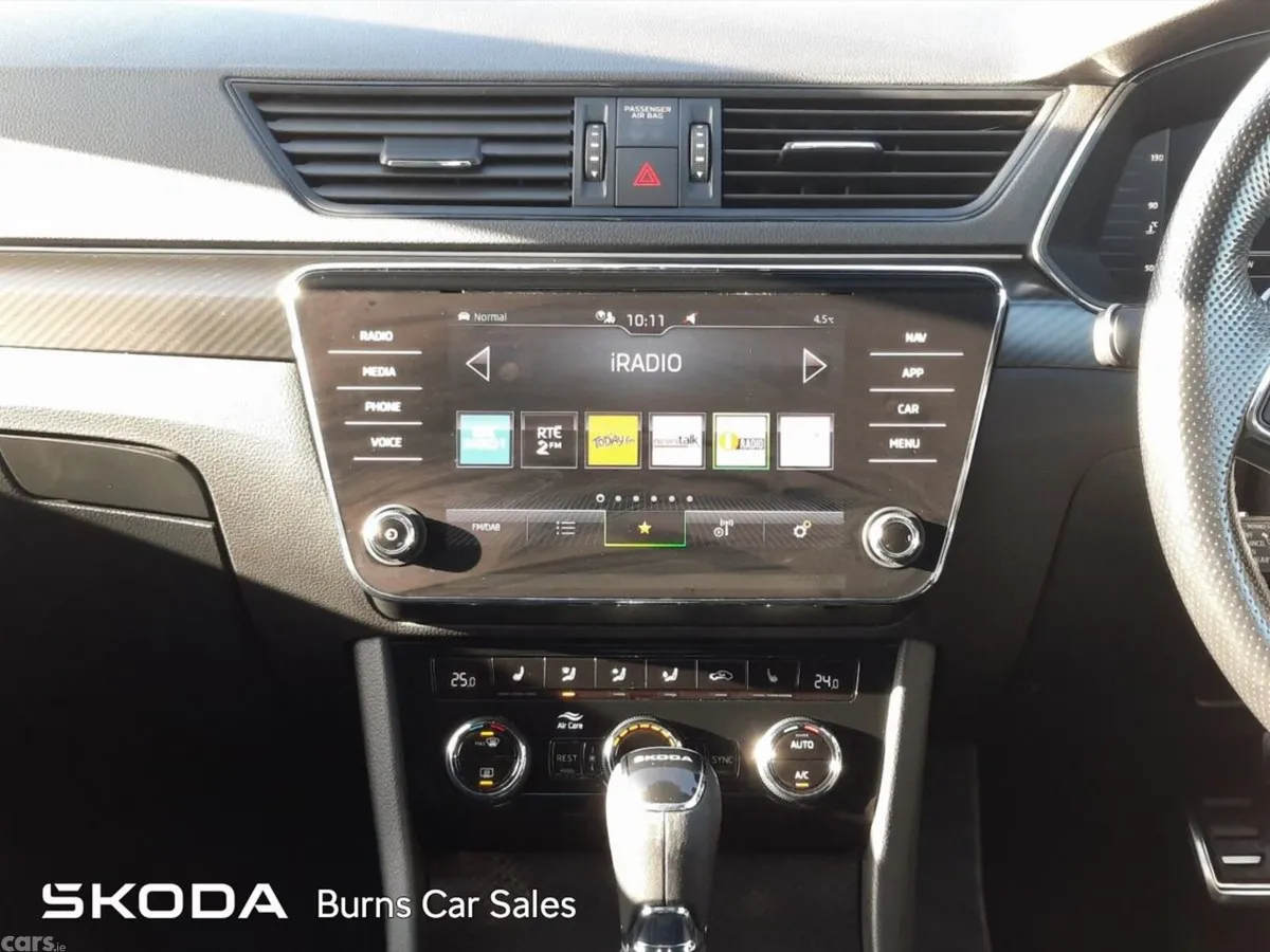 Skoda Superb Saloon, Diesel, 2022, Grey