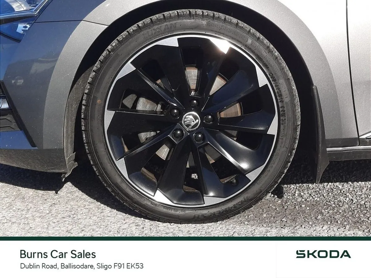 Skoda Superb Saloon, Diesel, 2022, Grey