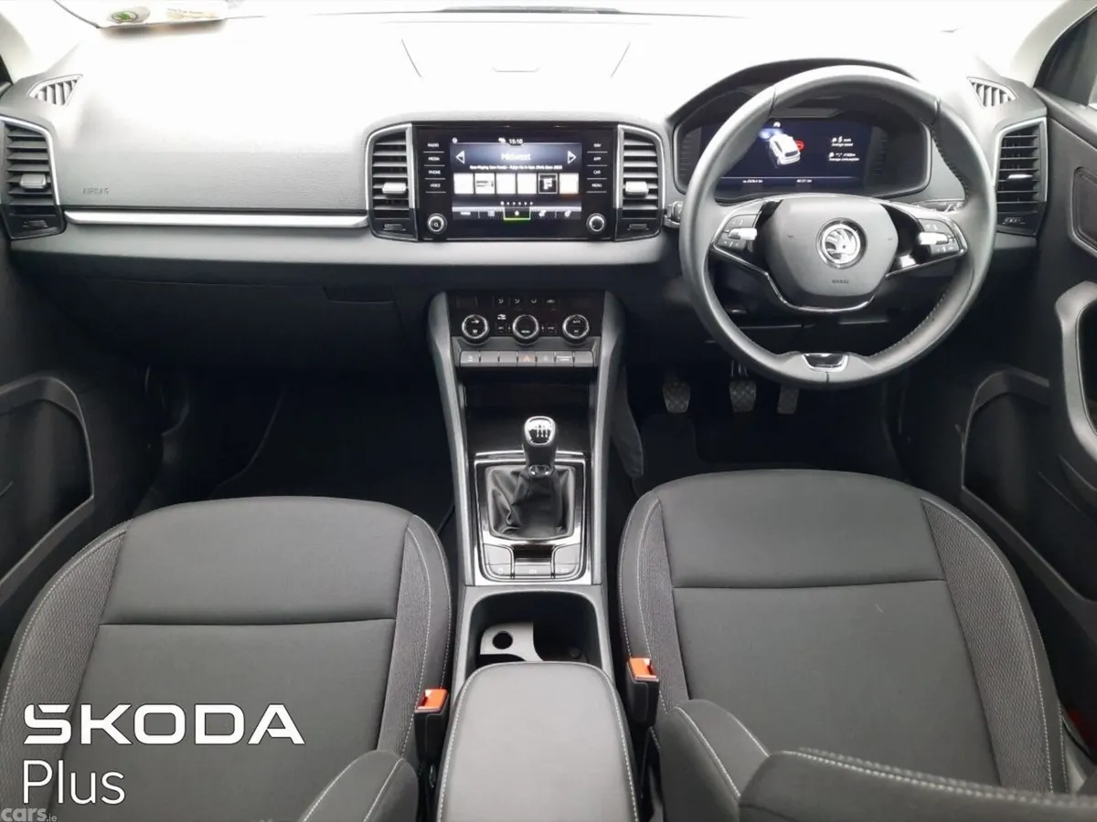Skoda Karoq SUV, Petrol, 2023, Grey