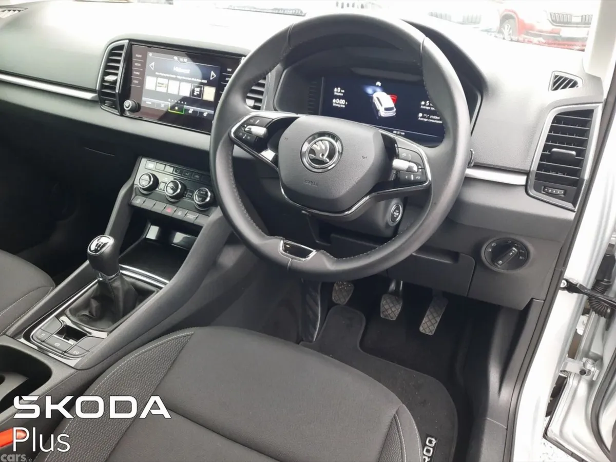 Skoda Karoq SUV, Petrol, 2023, Grey