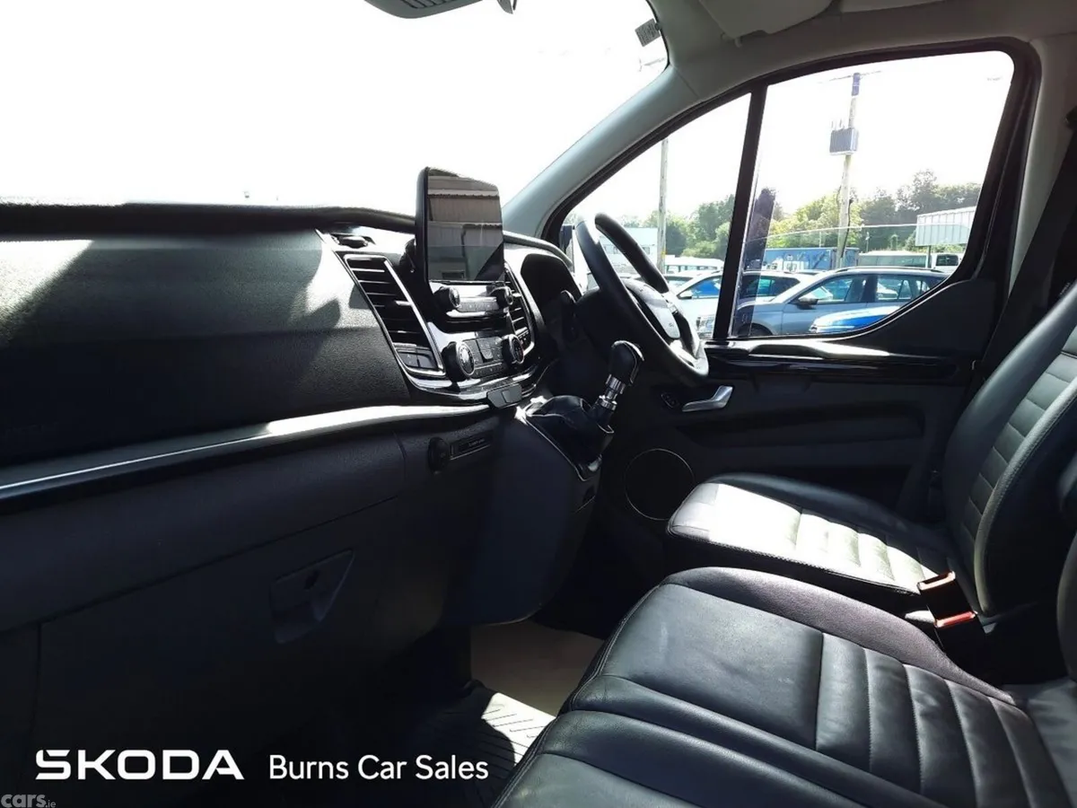 Ford Tourneo Custom MPV, Diesel, 2023, Black