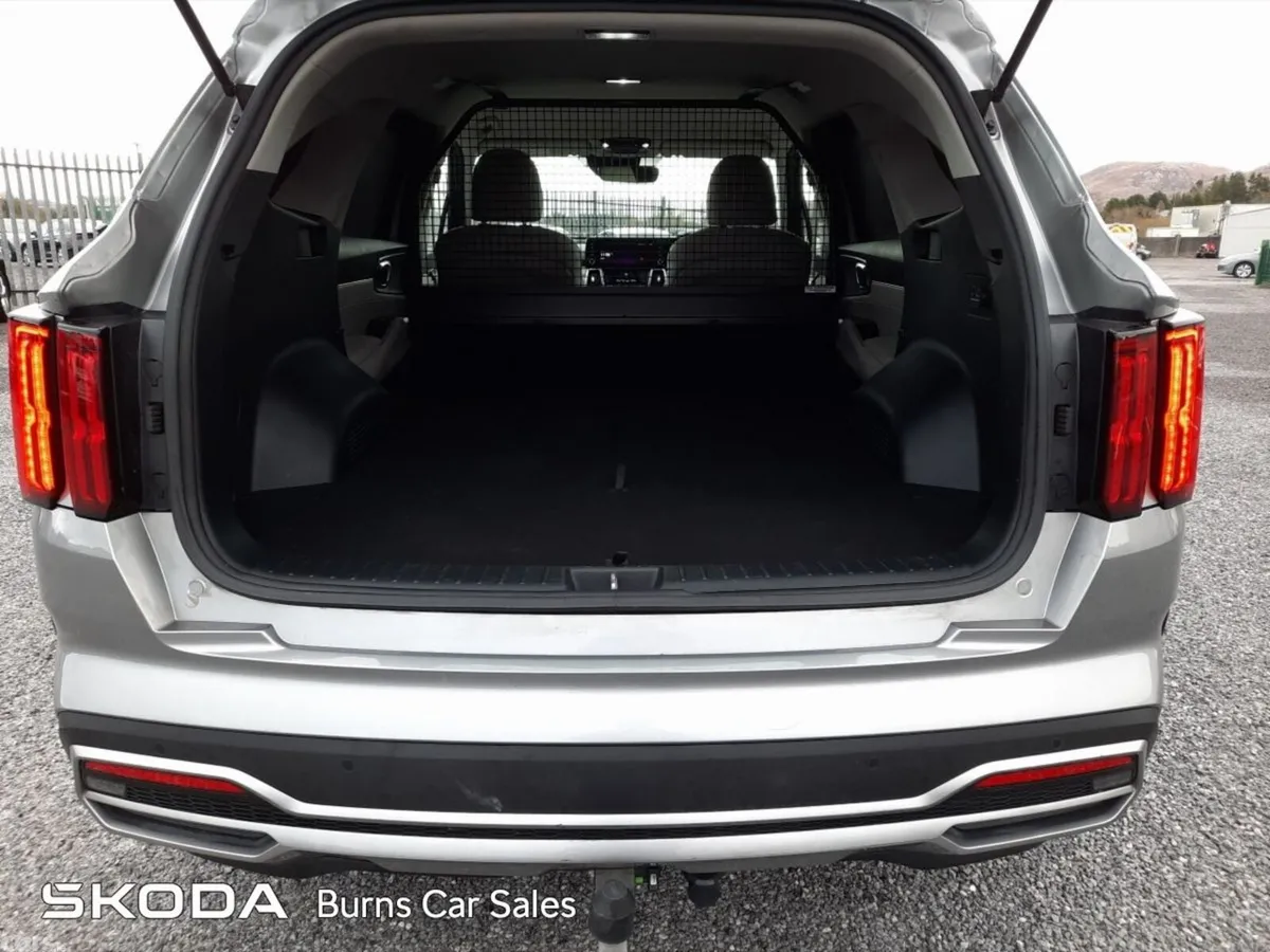 Kia Sorento SUV, Diesel, 2023, Grey