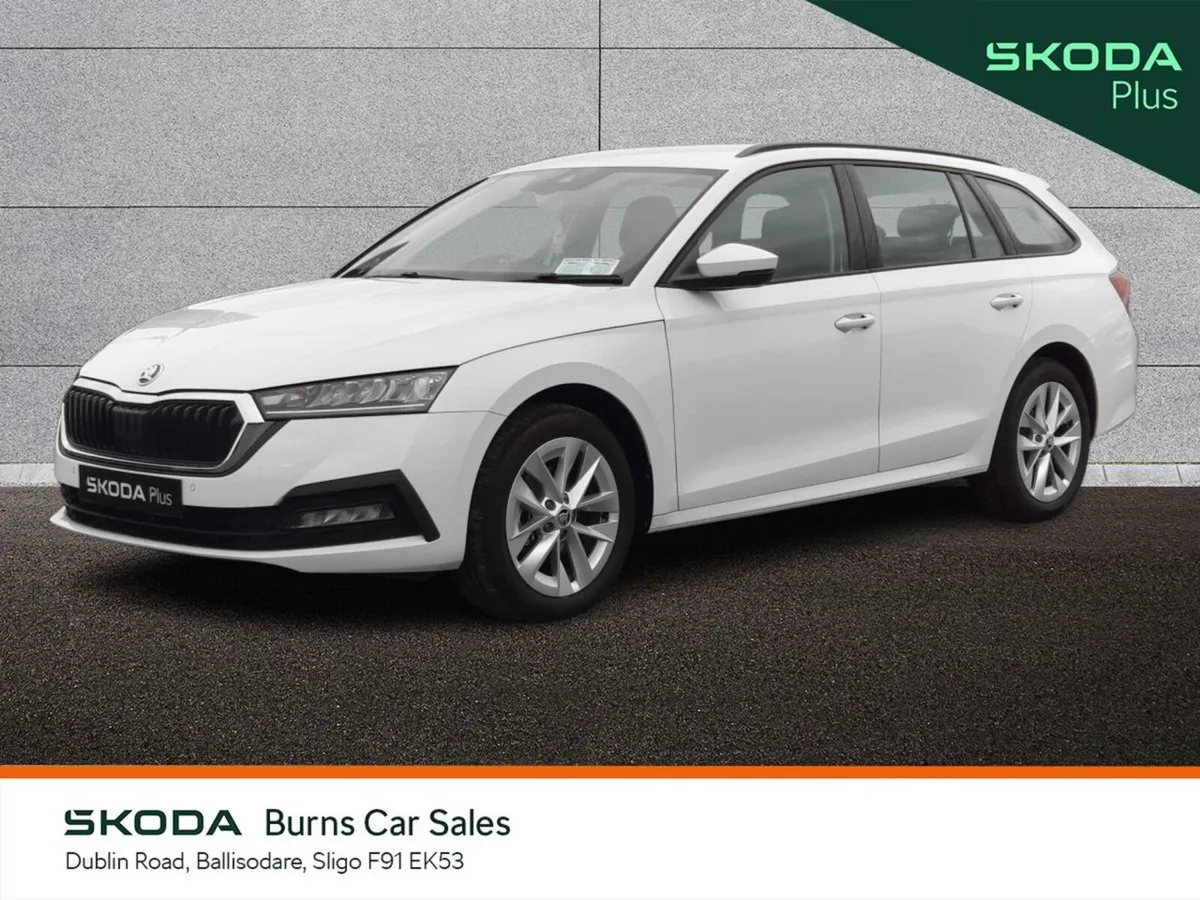 Skoda Octavia Estate, Diesel, 2025, White