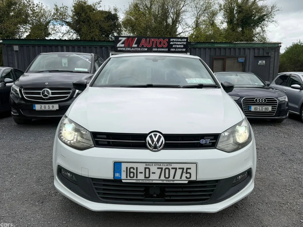 Volkswagen Polo Hatchback, Petrol, 2016, White