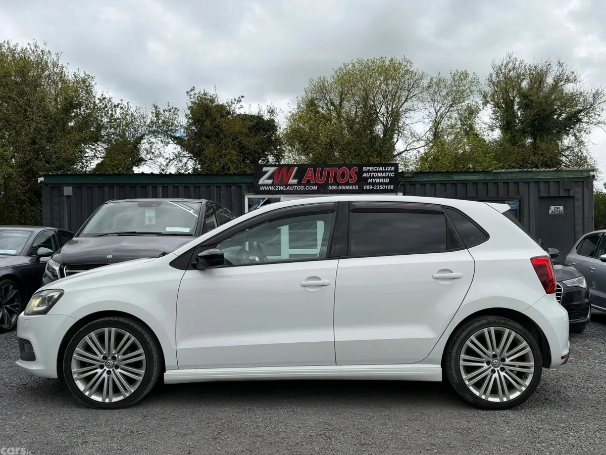 Volkswagen Polo Hatchback, Petrol, 2016, White
