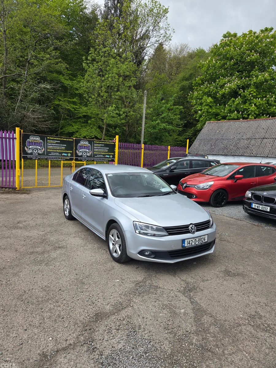 Volkswagen Jetta Saloon, Diesel, 2014, Silver