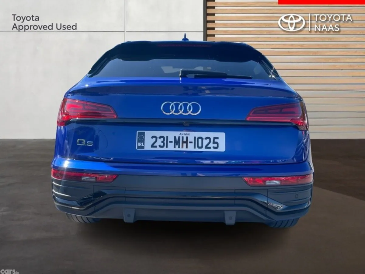 Audi Q5 Hatchback, Diesel, 2023, Blue