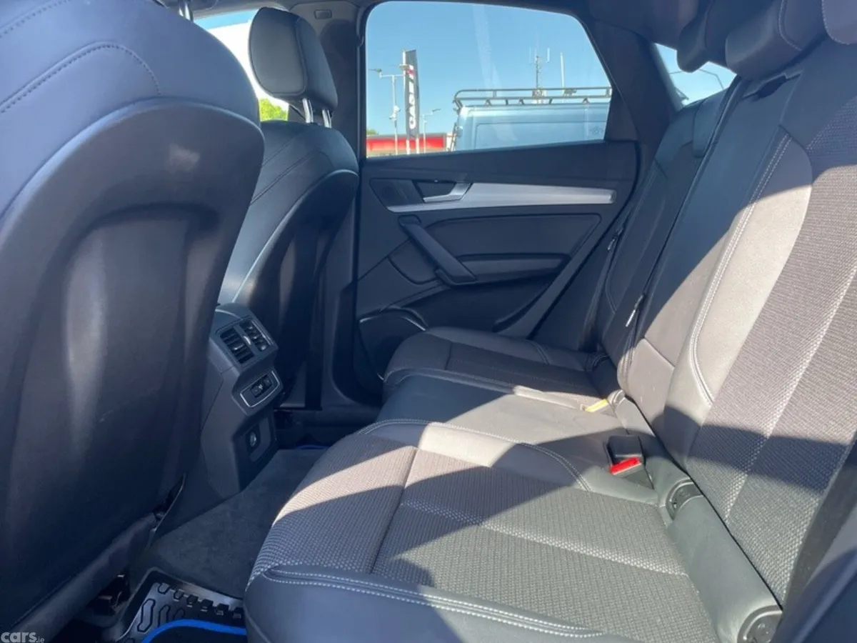 Audi Q5 Hatchback, Diesel, 2023, Blue
