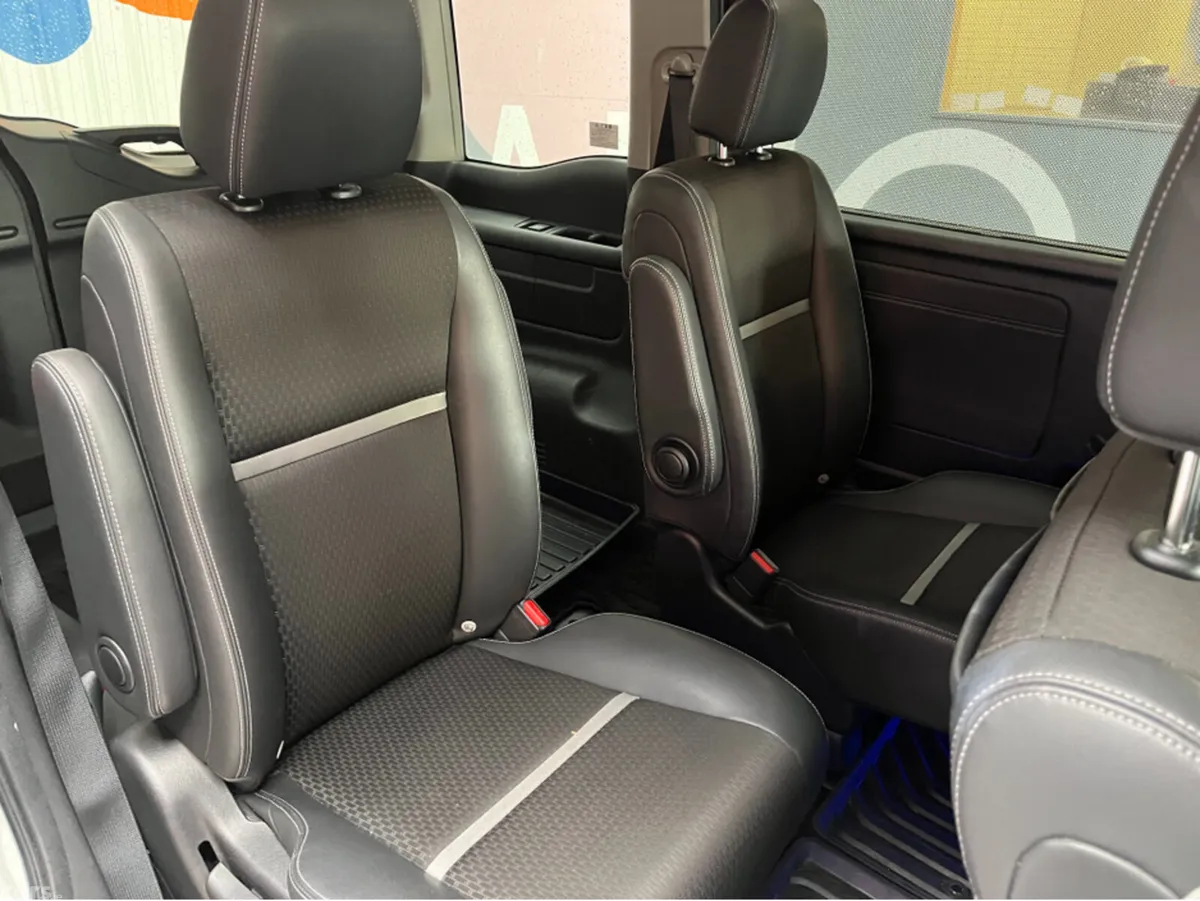 Honda Stepwagon MPV, Petrol Hybrid, 2020, White