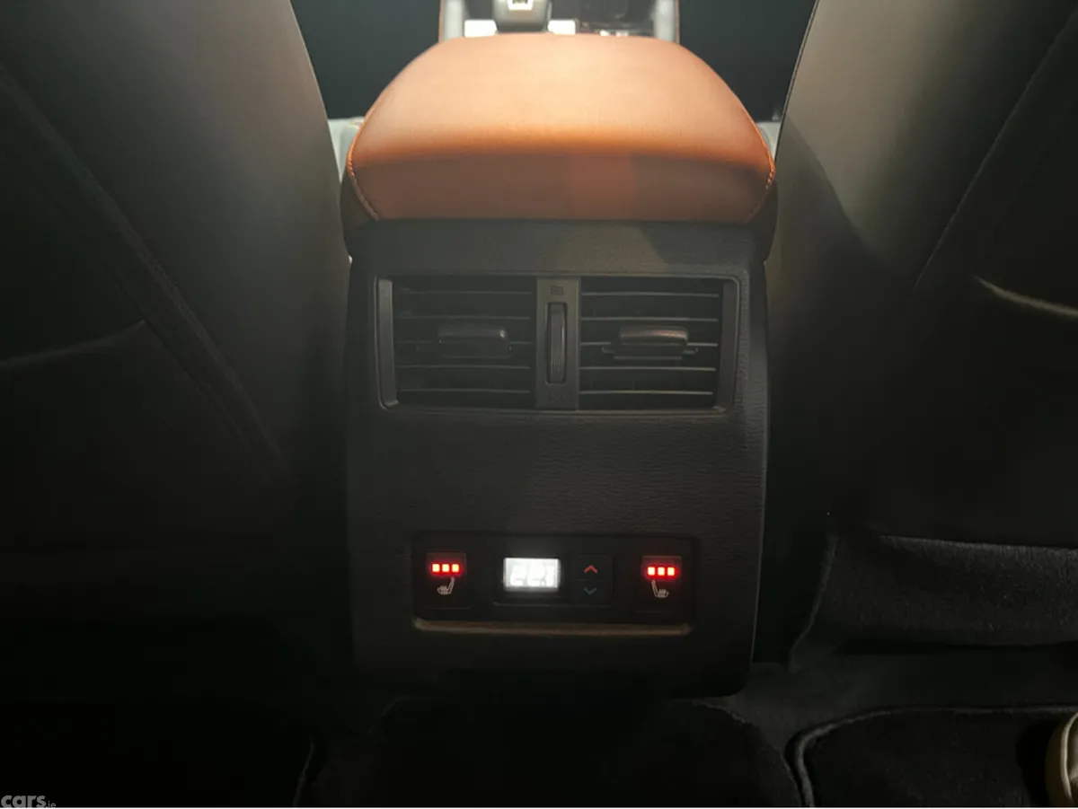 Mitsubishi Outlander SUV, Petrol Plug-in Hybrid, 2024, Grey