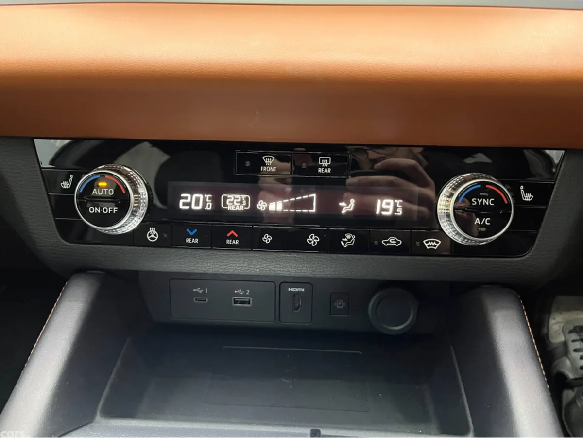 Mitsubishi Outlander SUV, Petrol Plug-in Hybrid, 2024, Grey