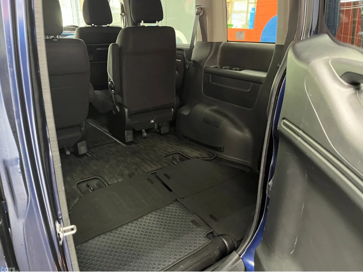 Honda Stepwagon MPV, Petrol Hybrid, 2020, Blue