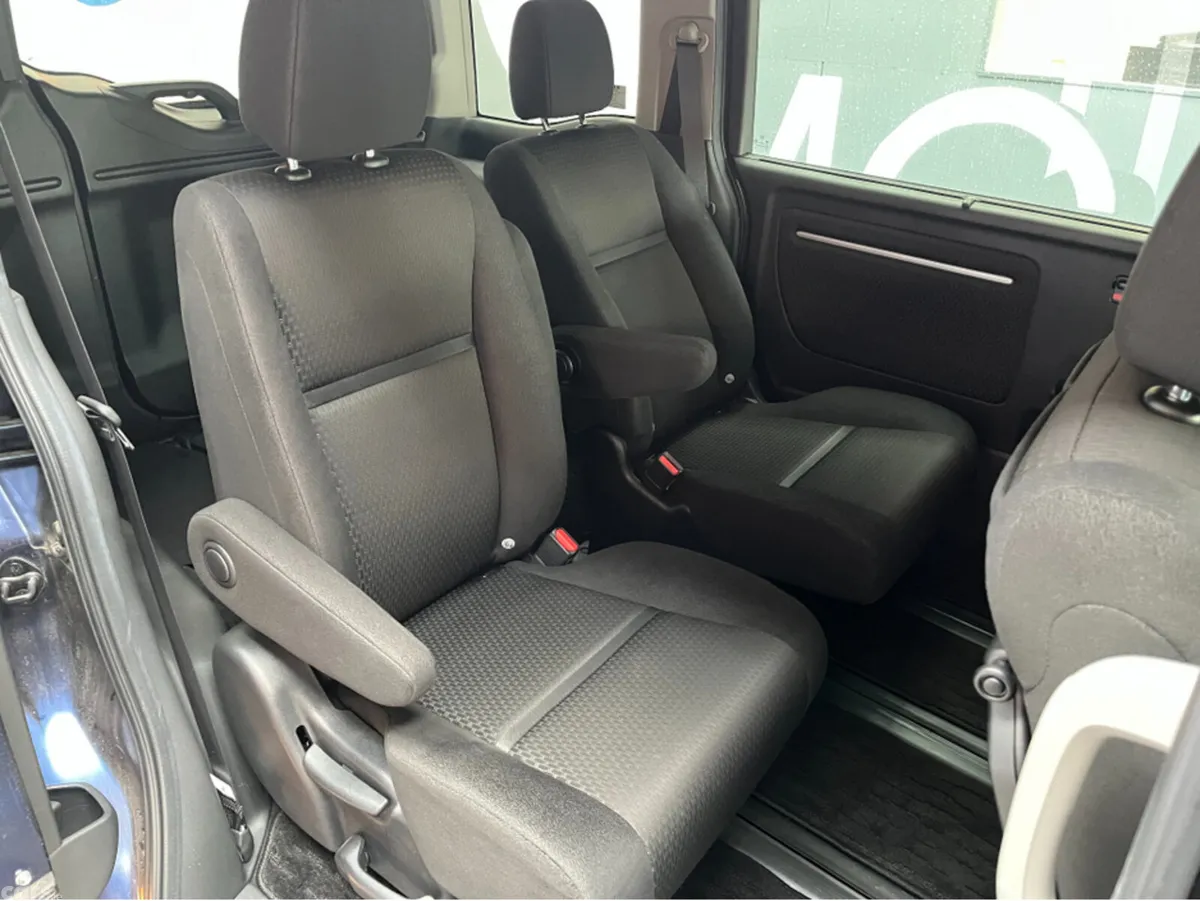 Honda Stepwagon MPV, Petrol Hybrid, 2020, Blue