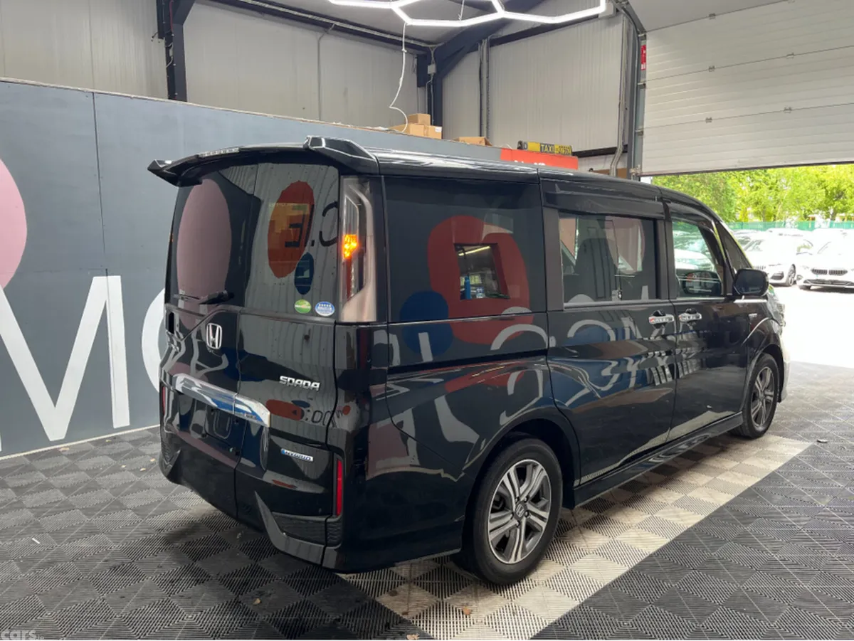 Honda Stepwagon MPV, Petrol Hybrid, 2019, Black