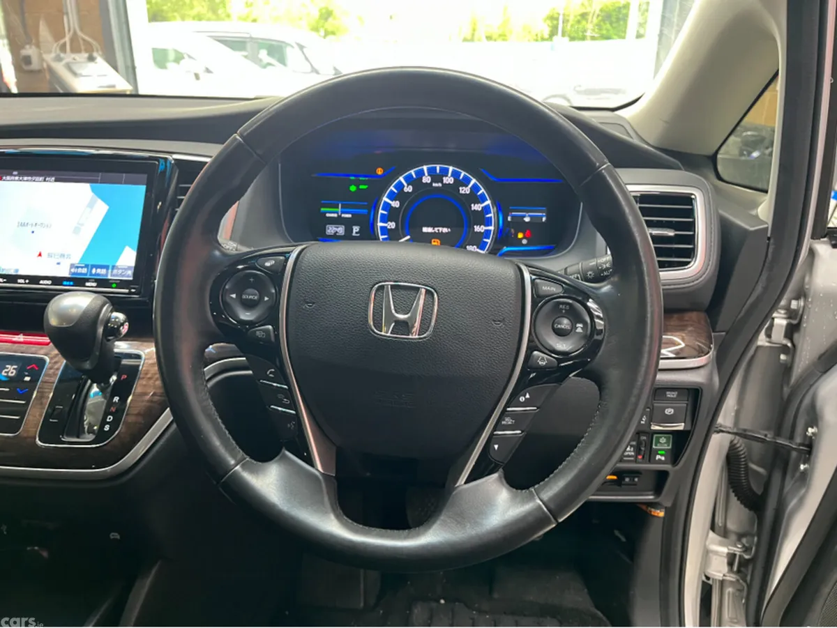 Honda Odyssey MPV, Petrol Hybrid, 2018, Silver