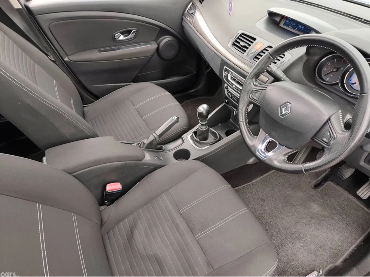 Renault Fluence Saloon, Diesel, 2016, Grey
