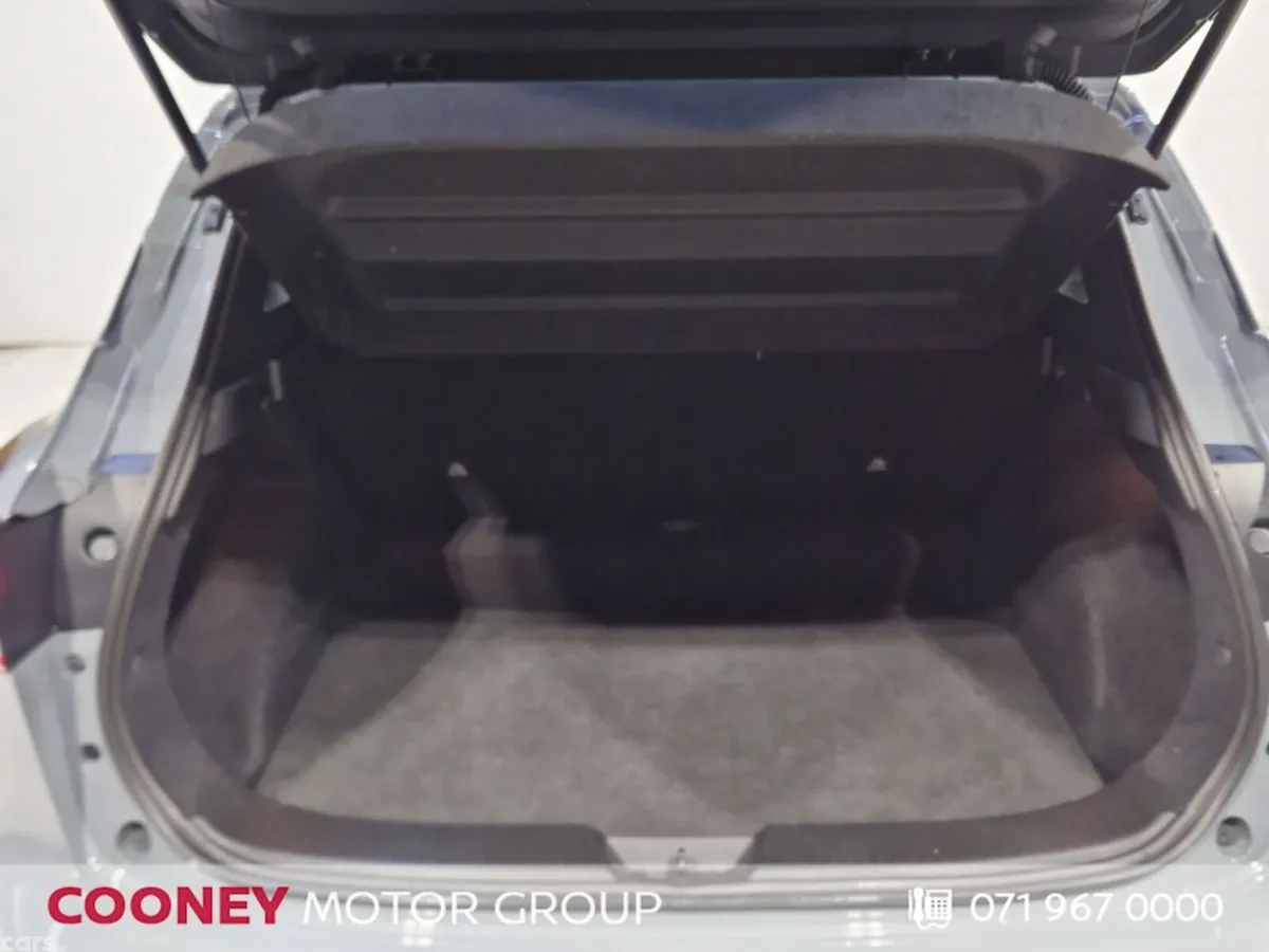 Nissan Qashqai MPV, Petrol, 2023, Grey