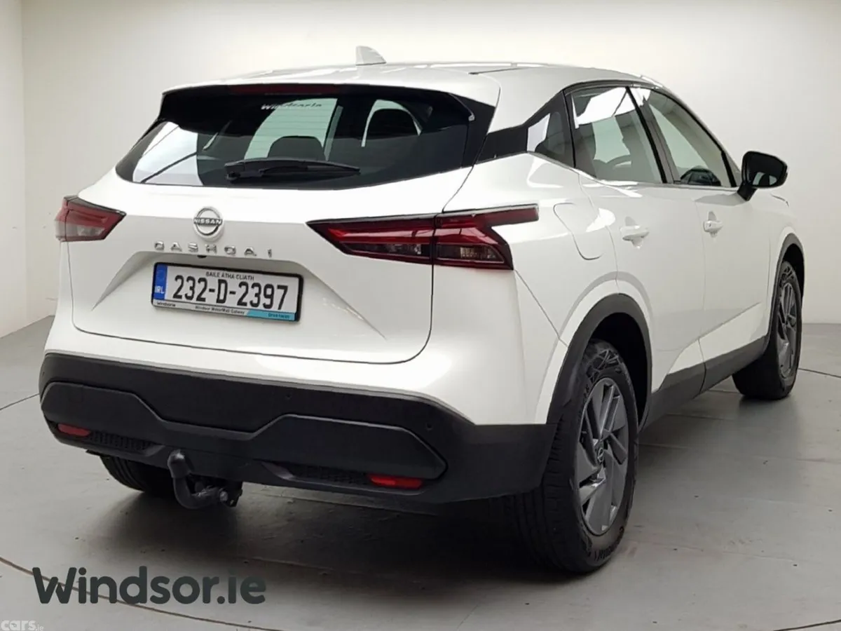 Nissan Qashqai MPV, Petrol Hybrid, 2023, White