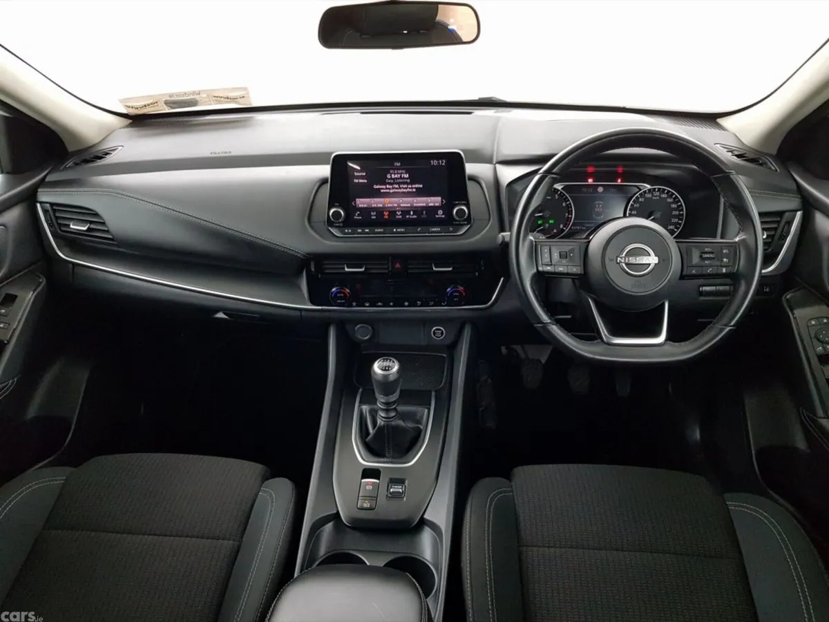 Nissan Qashqai MPV, Petrol Hybrid, 2023, White
