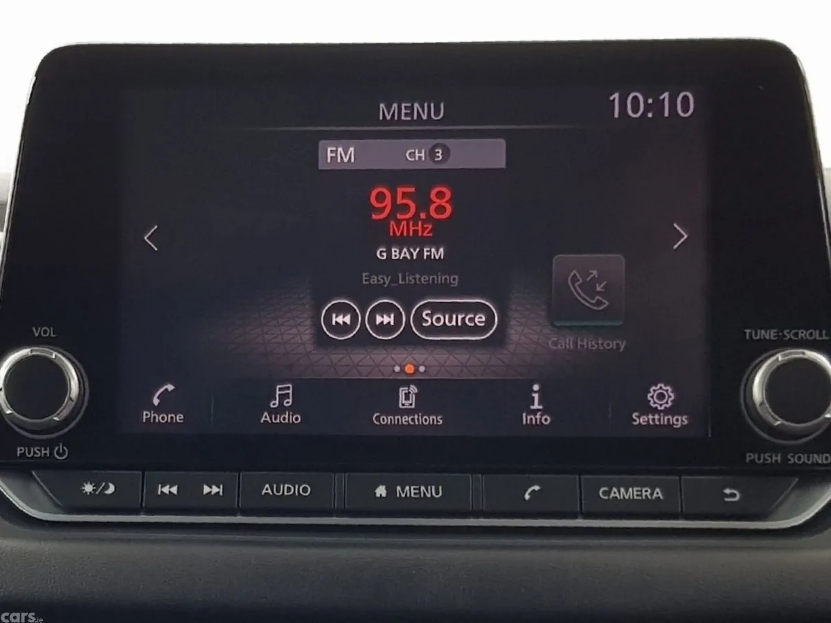 Nissan Qashqai MPV, Petrol Hybrid, 2023, White