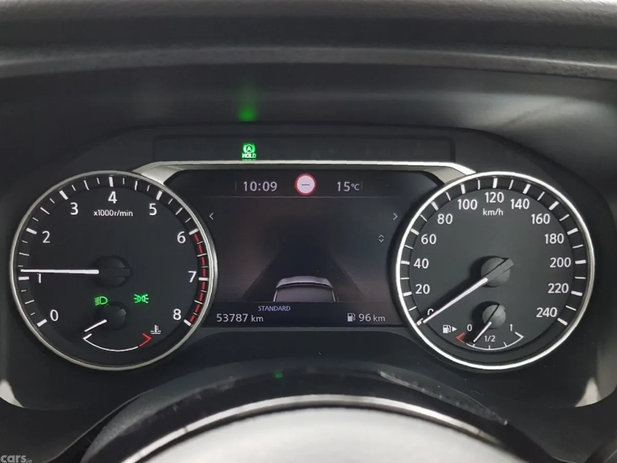 Nissan Qashqai MPV, Petrol Hybrid, 2023, White
